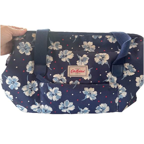 Cath Kidston Fairfield Flowers Duffle Bag Small/ Medium Navy Blue - Picture 1 of 10